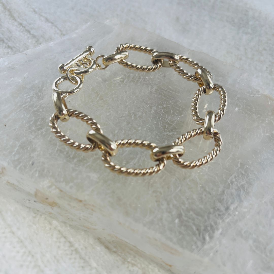 The Sun Gold Rope-Link Bracelet (Toggle Clasp)